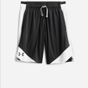 Under Armour Stunt Colorblock Short, black and white, boys size medium.